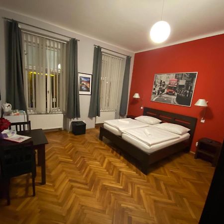 Central Station Studios Прага Екстер'єр фото